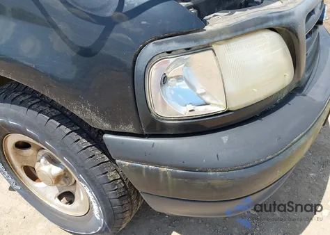 2000 Ford F-150 Work Series/Xl/Xlt из США, поврежденный, VIN 1FTZF1724YNB61775